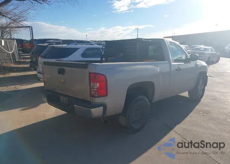 2008 Chevrolet Silverado 1500 Work Truck z USA, uszkodzony, nr VIN 1GCEC14X38Z303985